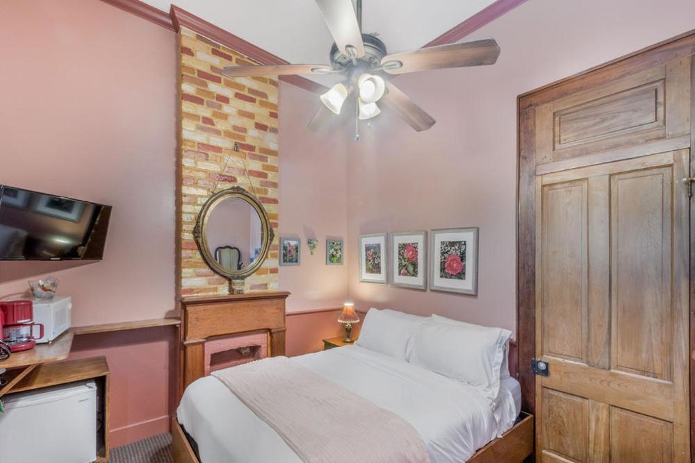Double Room interior